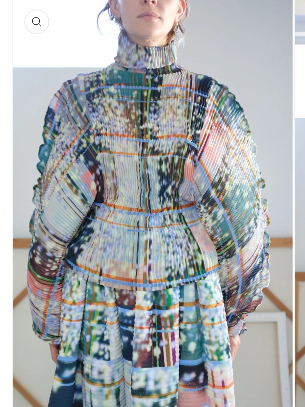 Julia Heuer Morena Multi-Color Pleated Long-Sleeve Blouse
